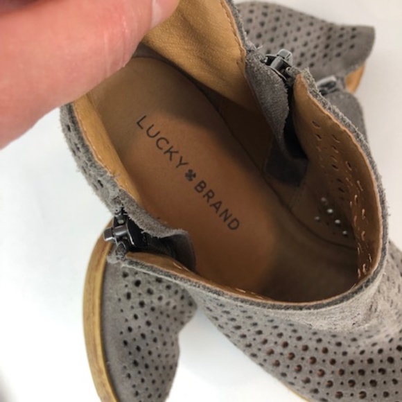 Lucky Brand Women's Perforated Ankle Suede Boots Sz 6.5 - Picture 12 of 12